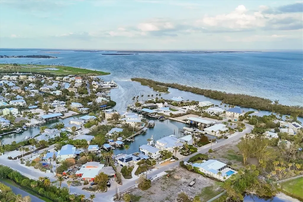 140 Damfino Street Boca Grande FL 33921