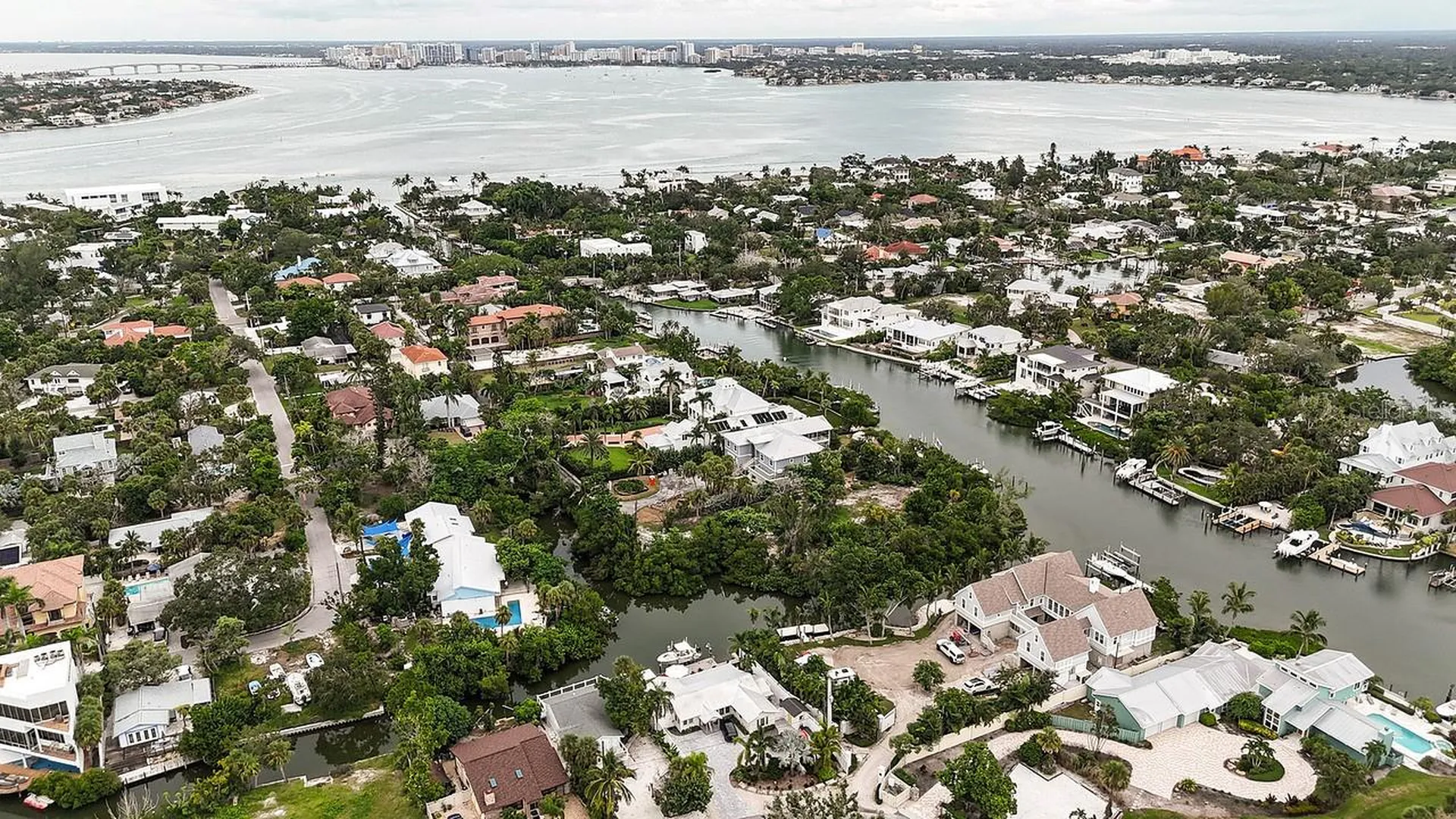 300 Garden Lane Sarasota FL 34242