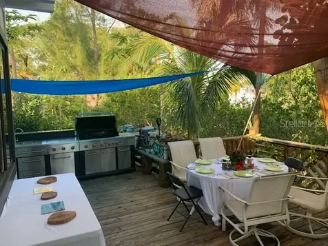 300 Garden Lane Sarasota FL 34242