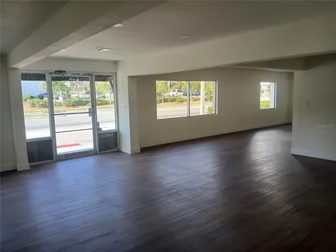 3465 Edgewater Drive Orlando FL 32804