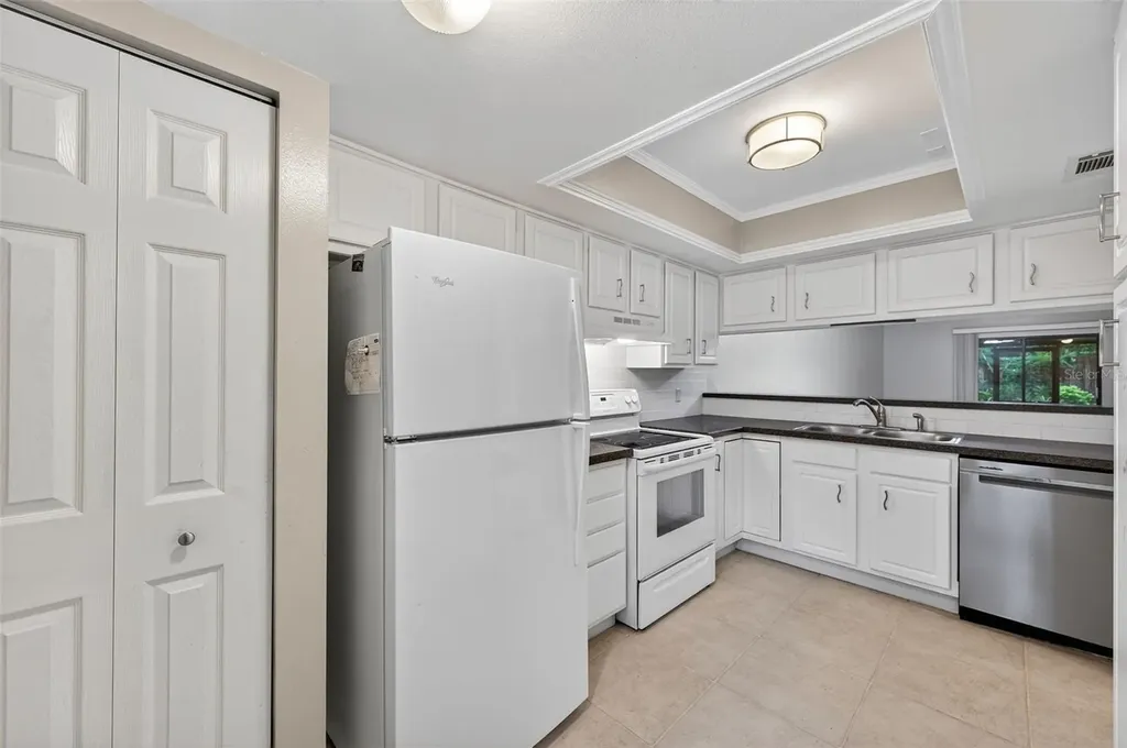 39650 Us Highway 19 N Tarpon Springs FL 34689