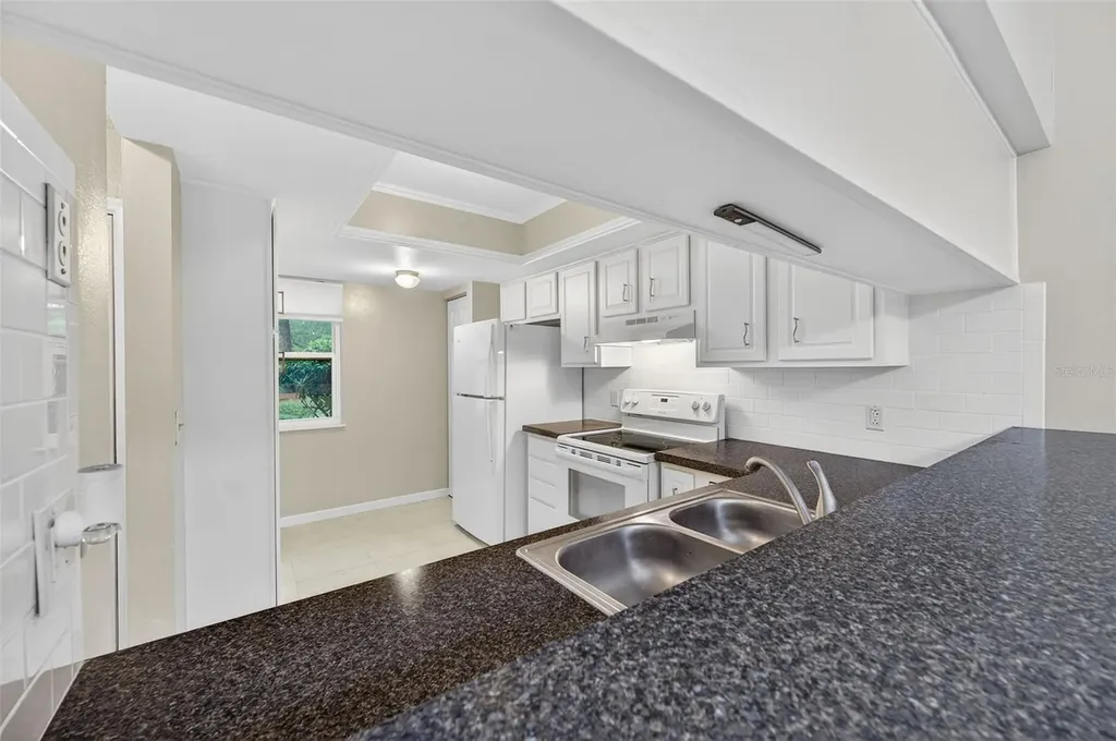39650 Us Highway 19 N Tarpon Springs FL 34689