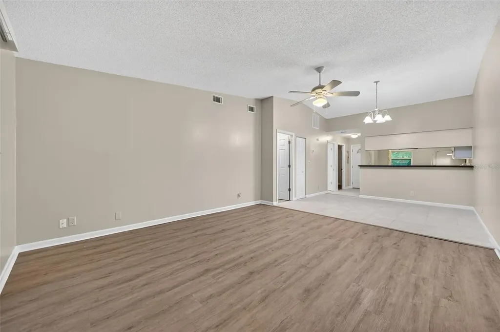 39650 Us Highway 19 N Tarpon Springs FL 34689