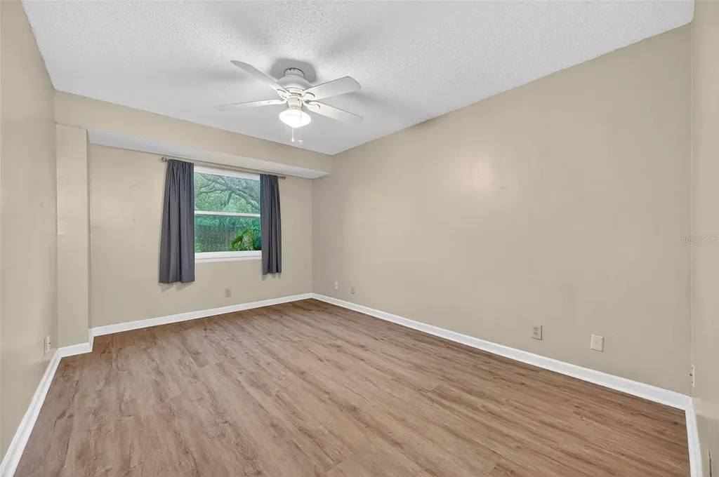 39650 Us Highway 19 N Tarpon Springs FL 34689