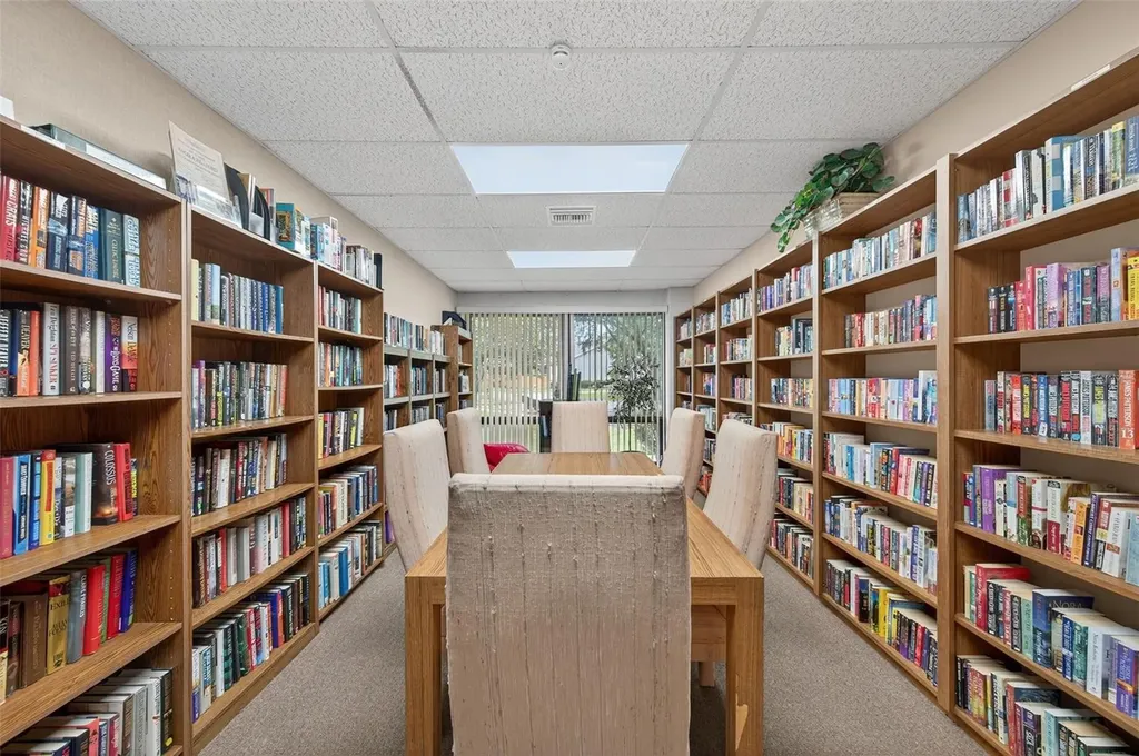 39650 Us Highway 19 N Tarpon Springs FL 34689