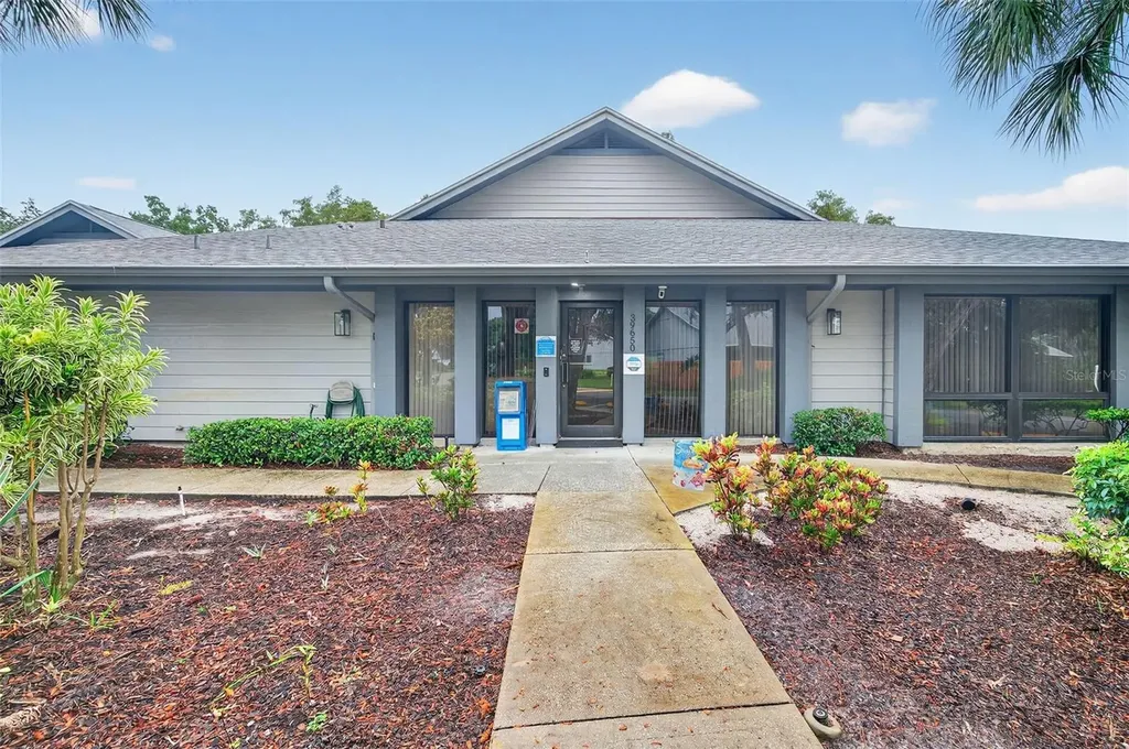 39650 Us Highway 19 N Tarpon Springs FL 34689
