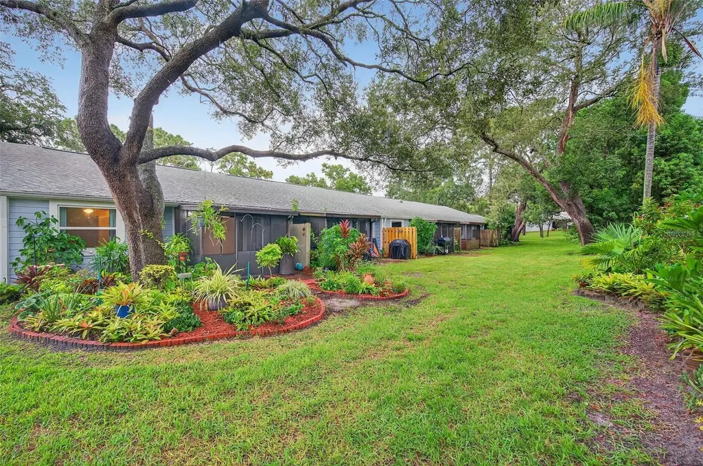 39650 Us Highway 19 N Tarpon Springs FL 34689