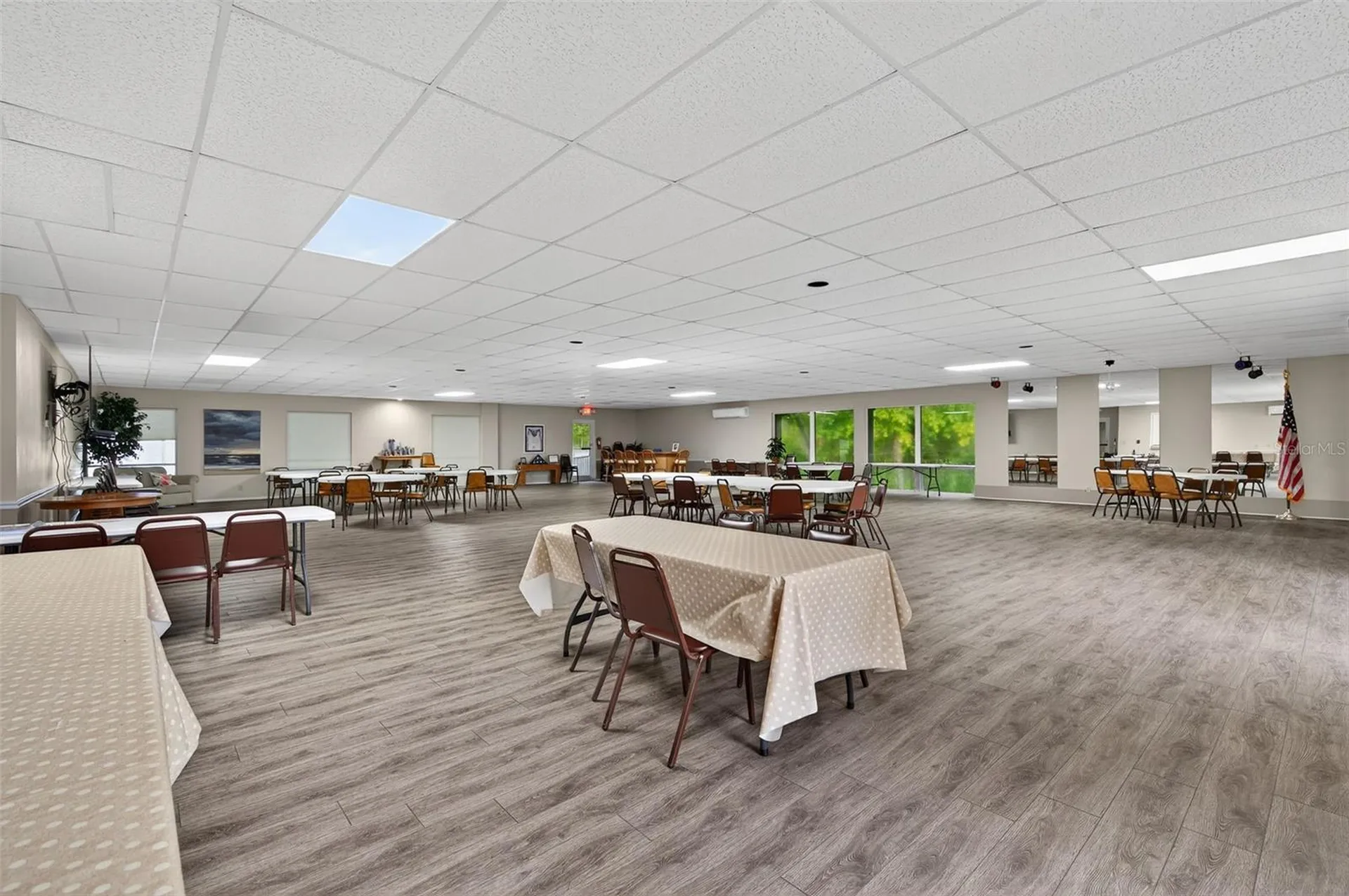 39650 Us Highway 19 N Tarpon Springs FL 34689