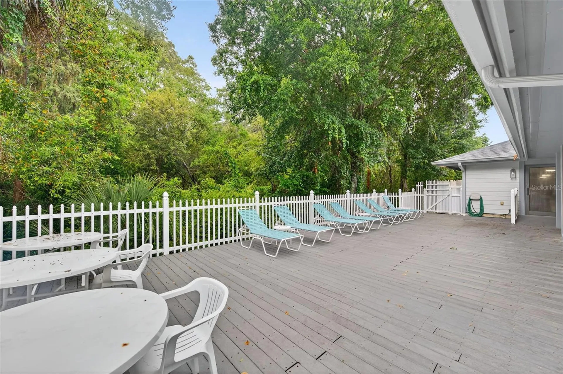 39650 Us Highway 19 N Tarpon Springs FL 34689