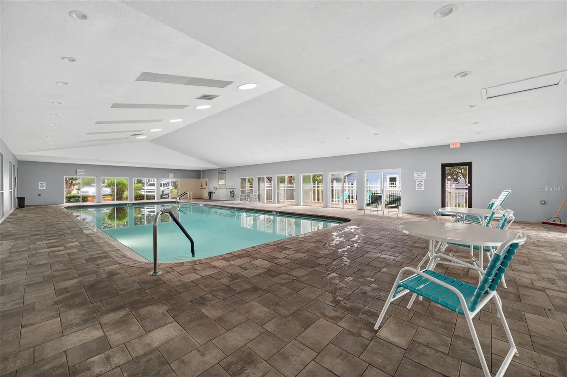 39650 Us Highway 19 N Tarpon Springs FL 34689