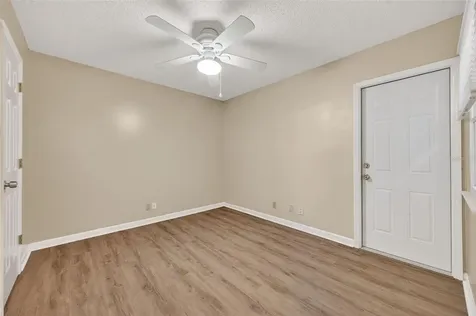 39650 Us Highway 19 N Tarpon Springs FL 34689