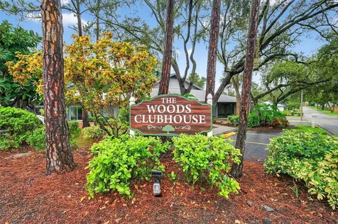39650 Us Highway 19 N Tarpon Springs FL 34689