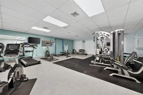 39650 Us Highway 19 N Tarpon Springs FL 34689