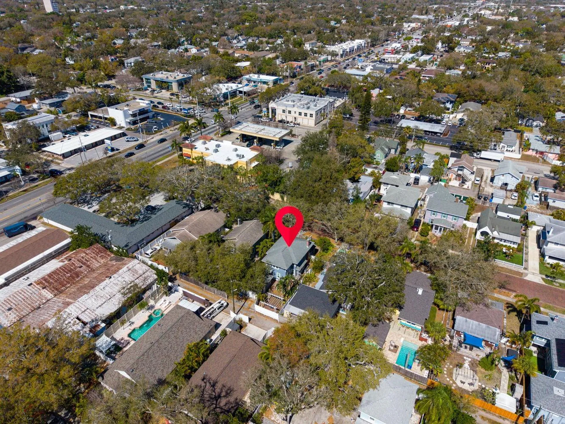 304 21st Avenue N St Petersburg FL 33704