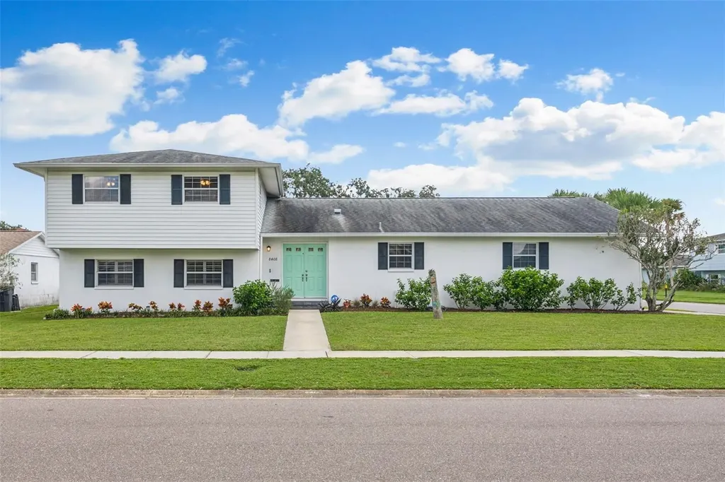 8408 Granite Place Tampa FL 33615