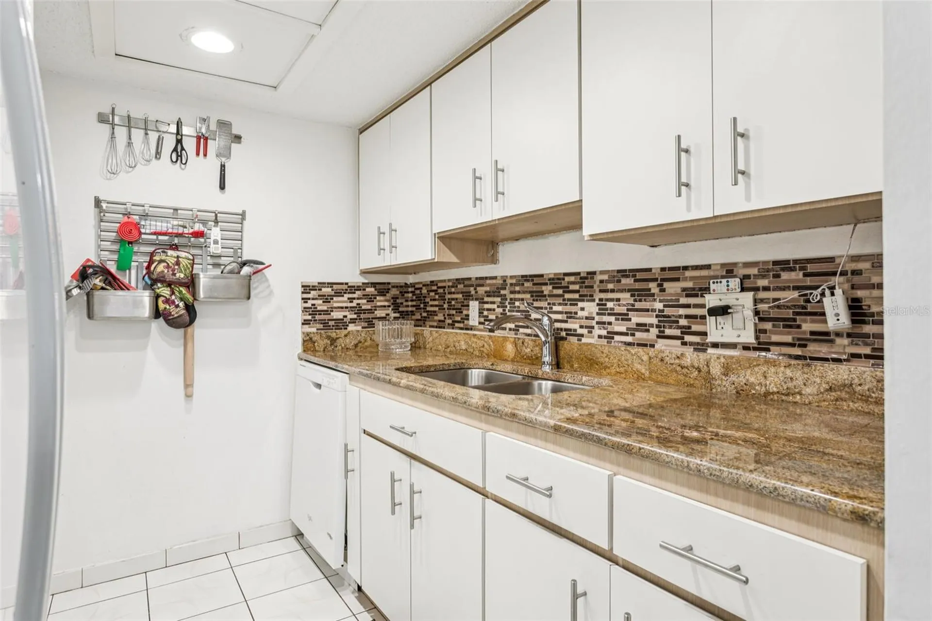 4718 Christa Court Tampa FL 33614