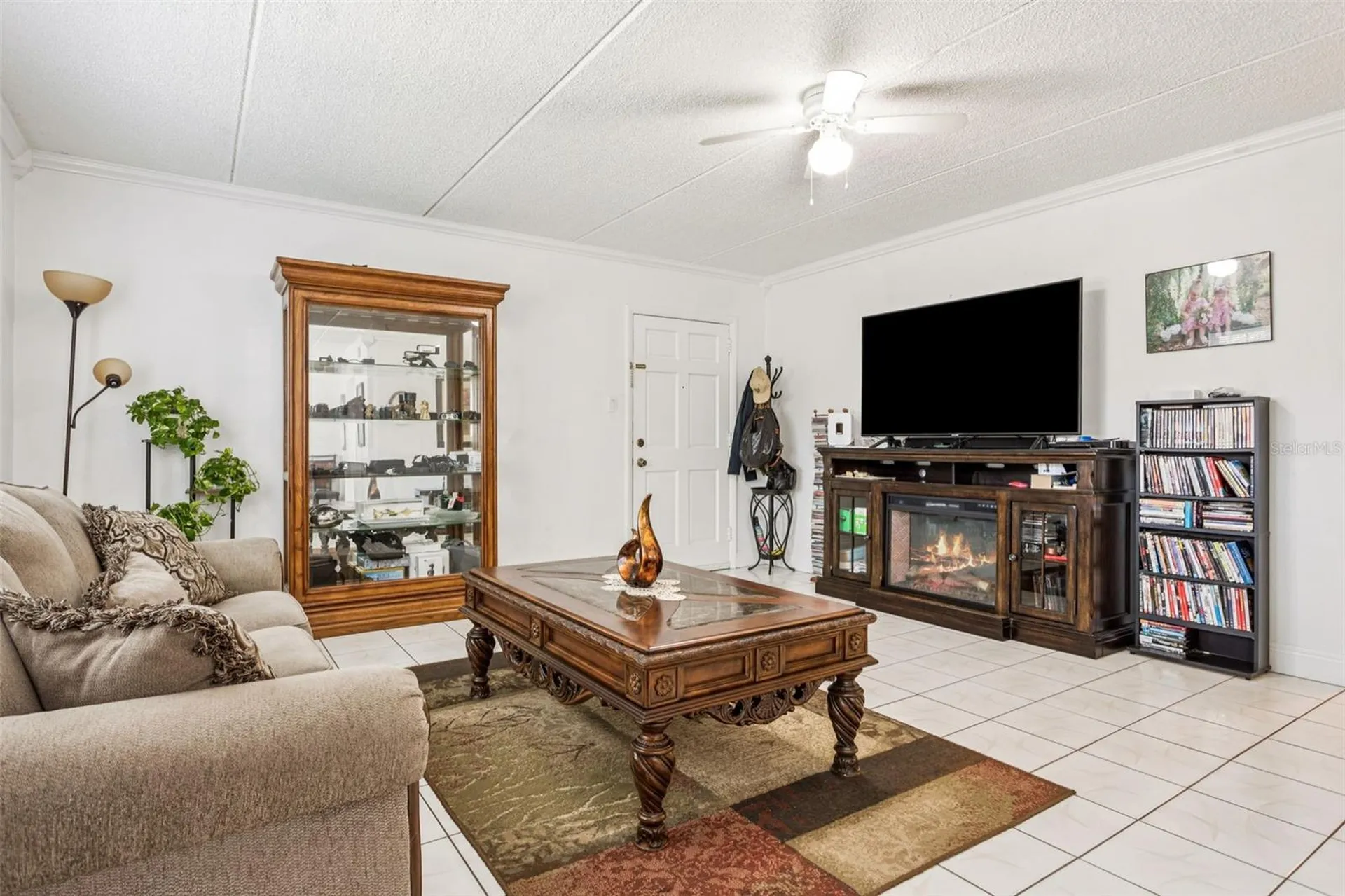 4718 Christa Court Tampa FL 33614