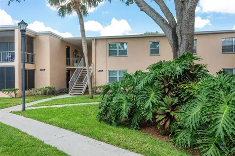 4718 Christa Court Tampa FL 33614