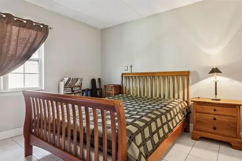 4718 Christa Court Tampa FL 33614