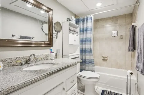 4718 Christa Court Tampa FL 33614
