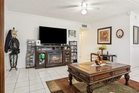 4718 Christa Court Tampa FL 33614