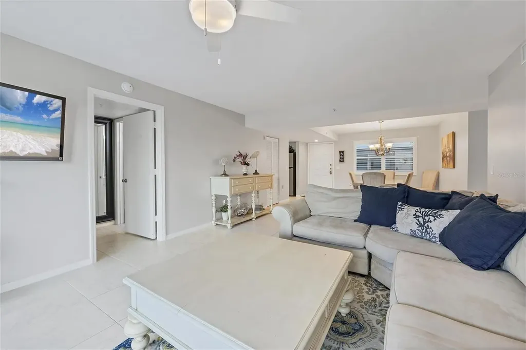 2380 N Beach Road Englewood FL 34223