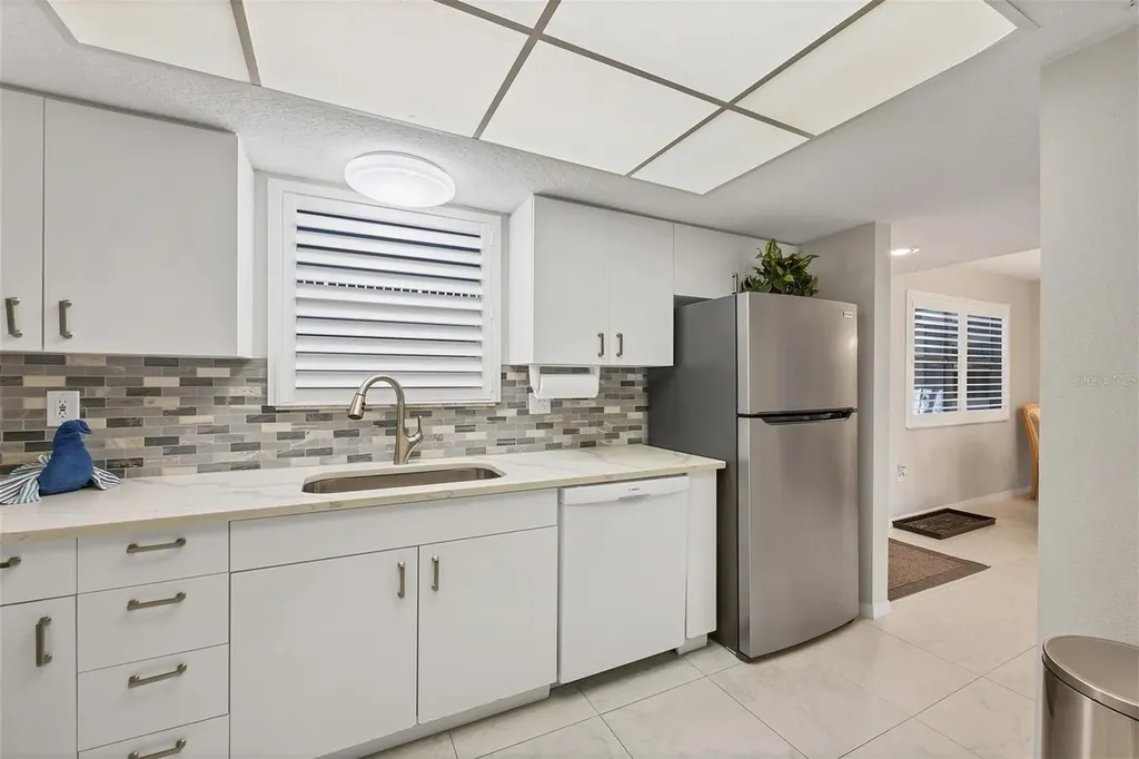 2380 N Beach Road Englewood FL 34223