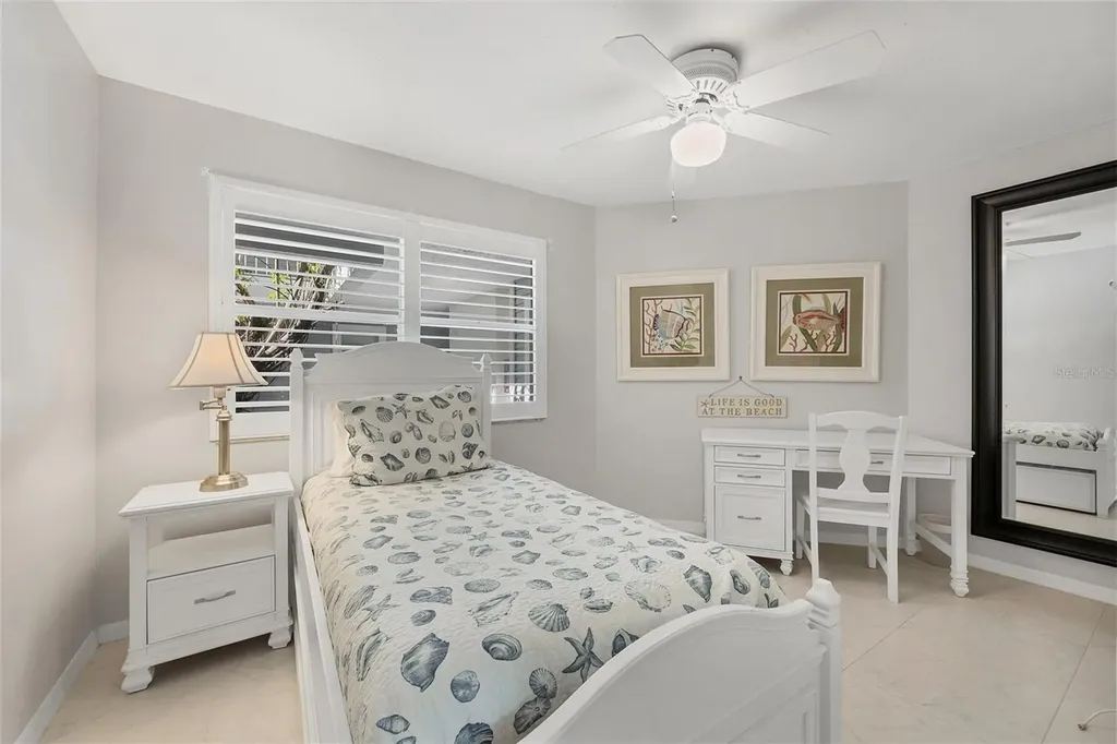 2380 N Beach Road Englewood FL 34223