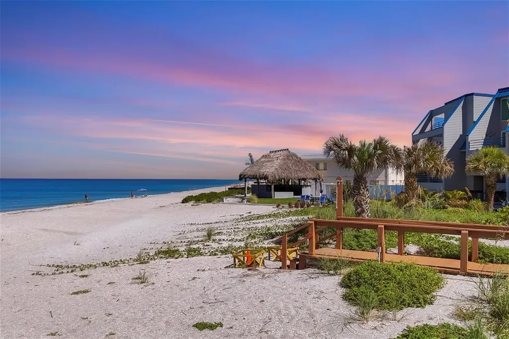 2380 N Beach Road Englewood FL 34223