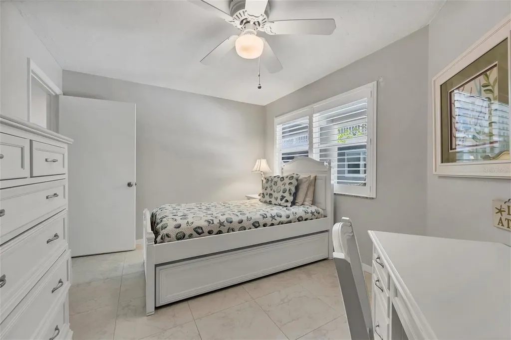 2380 N Beach Road Englewood FL 34223