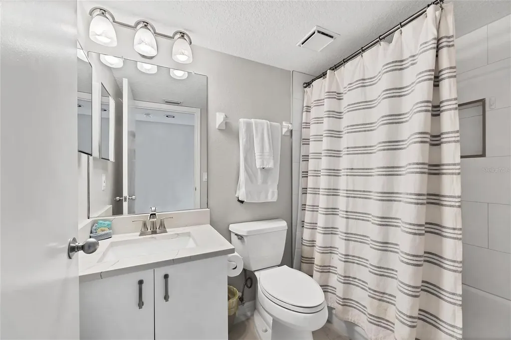 2380 N Beach Road Englewood FL 34223