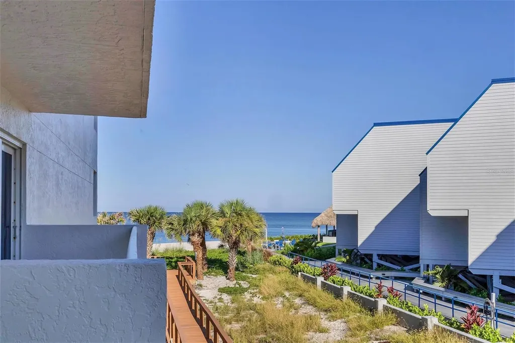 2380 N Beach Road Englewood FL 34223