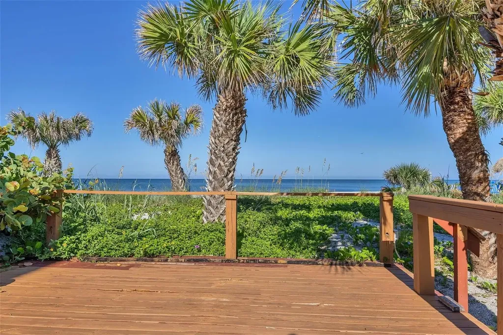 2380 N Beach Road Englewood FL 34223