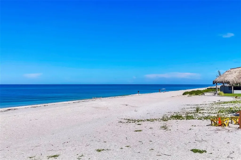 2380 N Beach Road Englewood FL 34223