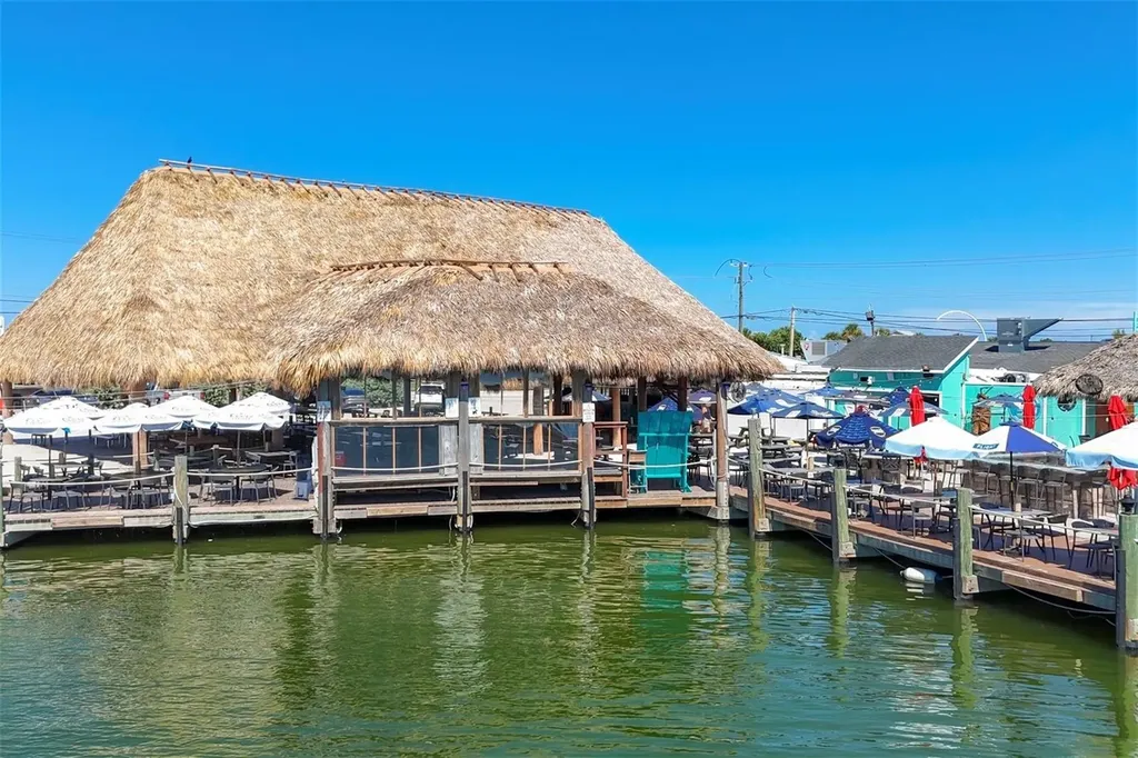 2380 N Beach Road Englewood FL 34223