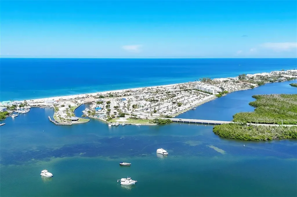 2380 N Beach Road Englewood FL 34223