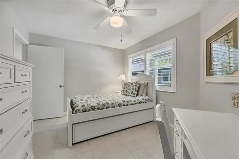 2380 N Beach Road Englewood FL 34223