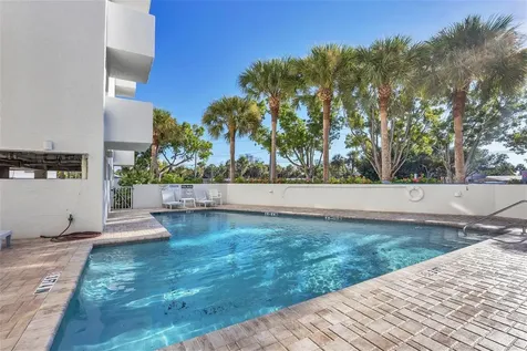 2380 N Beach Road Englewood FL 34223