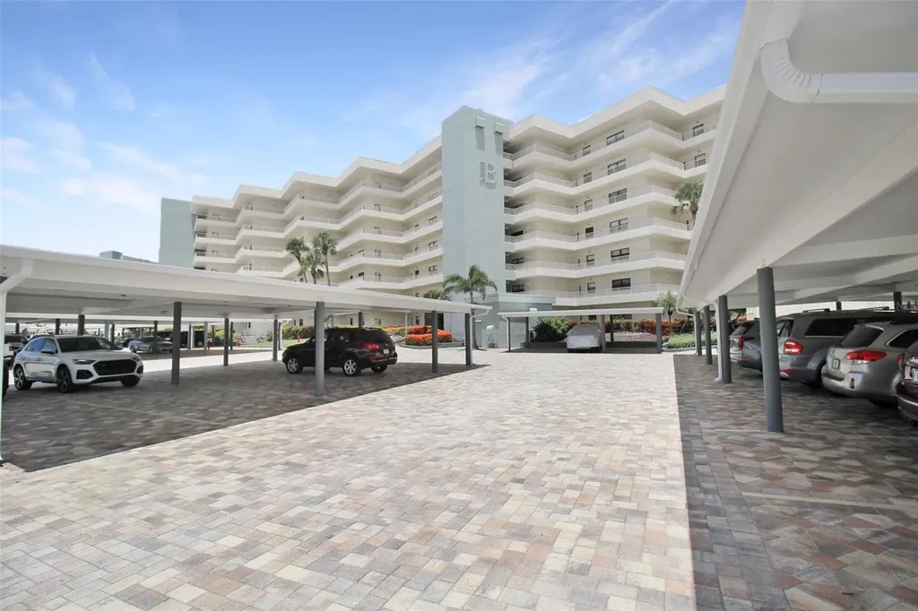 5780 Midnight Pass Road Sarasota FL 34242
