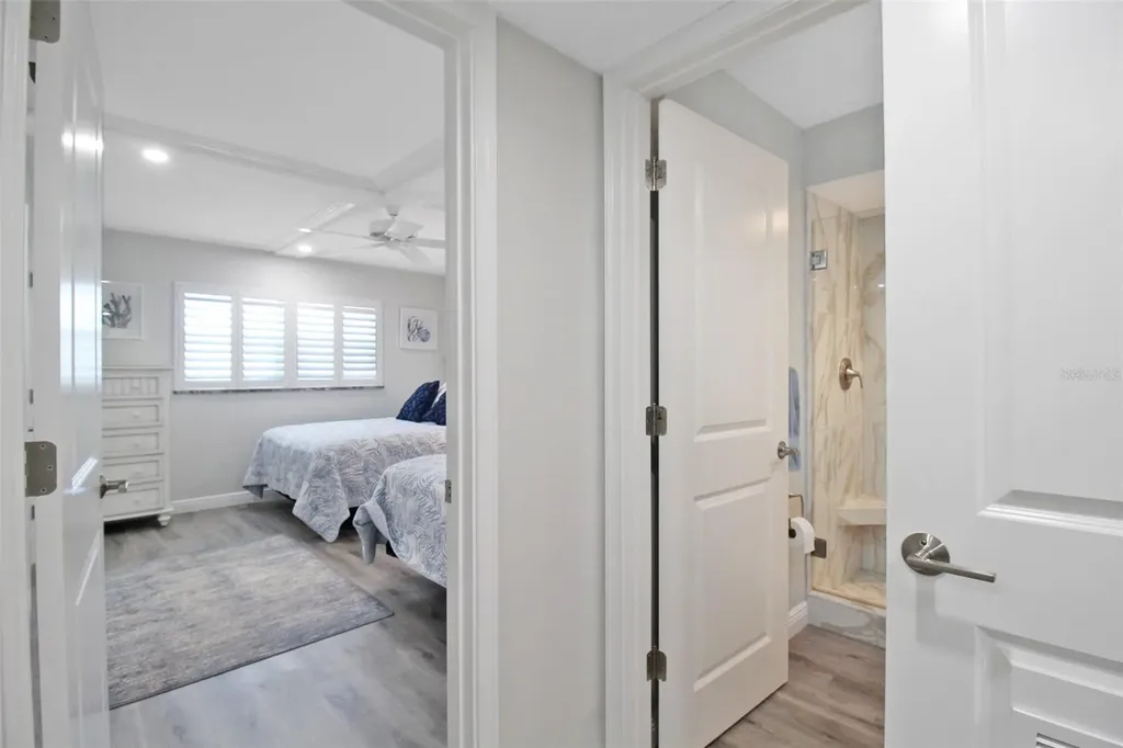 5780 Midnight Pass Road Sarasota FL 34242