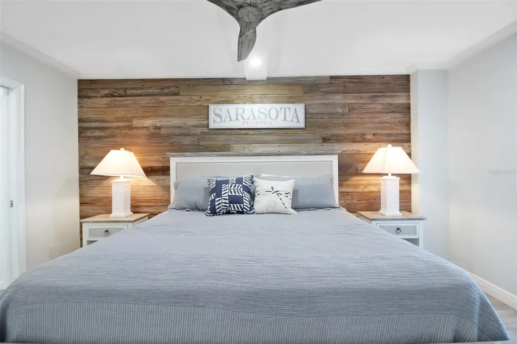 5780 Midnight Pass Road Sarasota FL 34242
