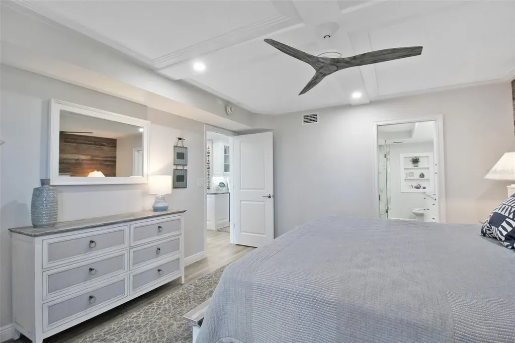 5780 Midnight Pass Road Sarasota FL 34242