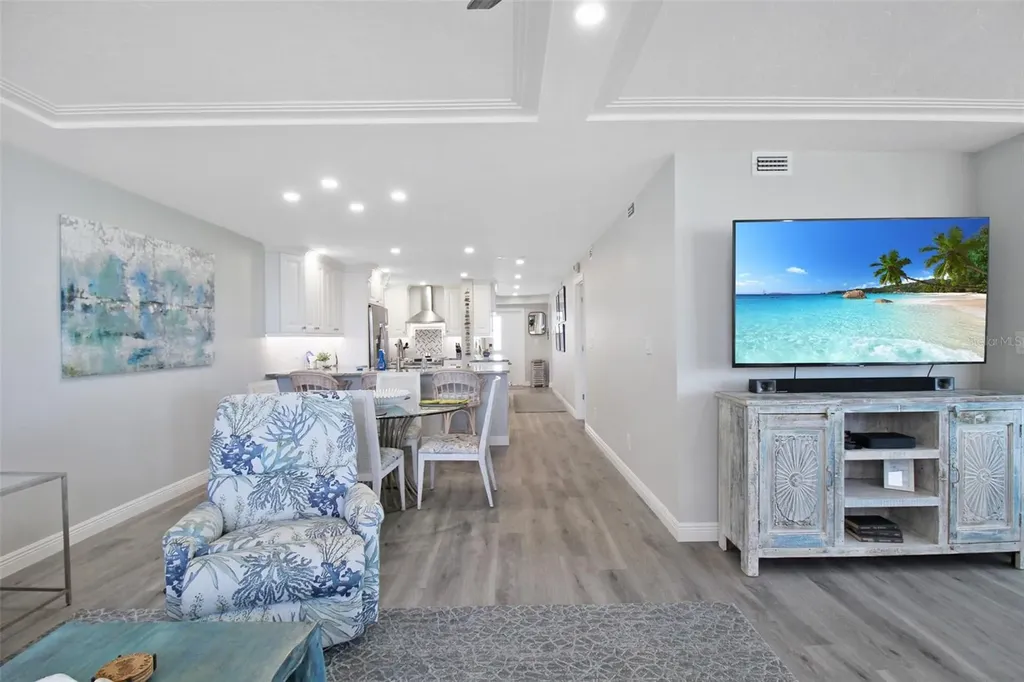 5780 Midnight Pass Road Sarasota FL 34242