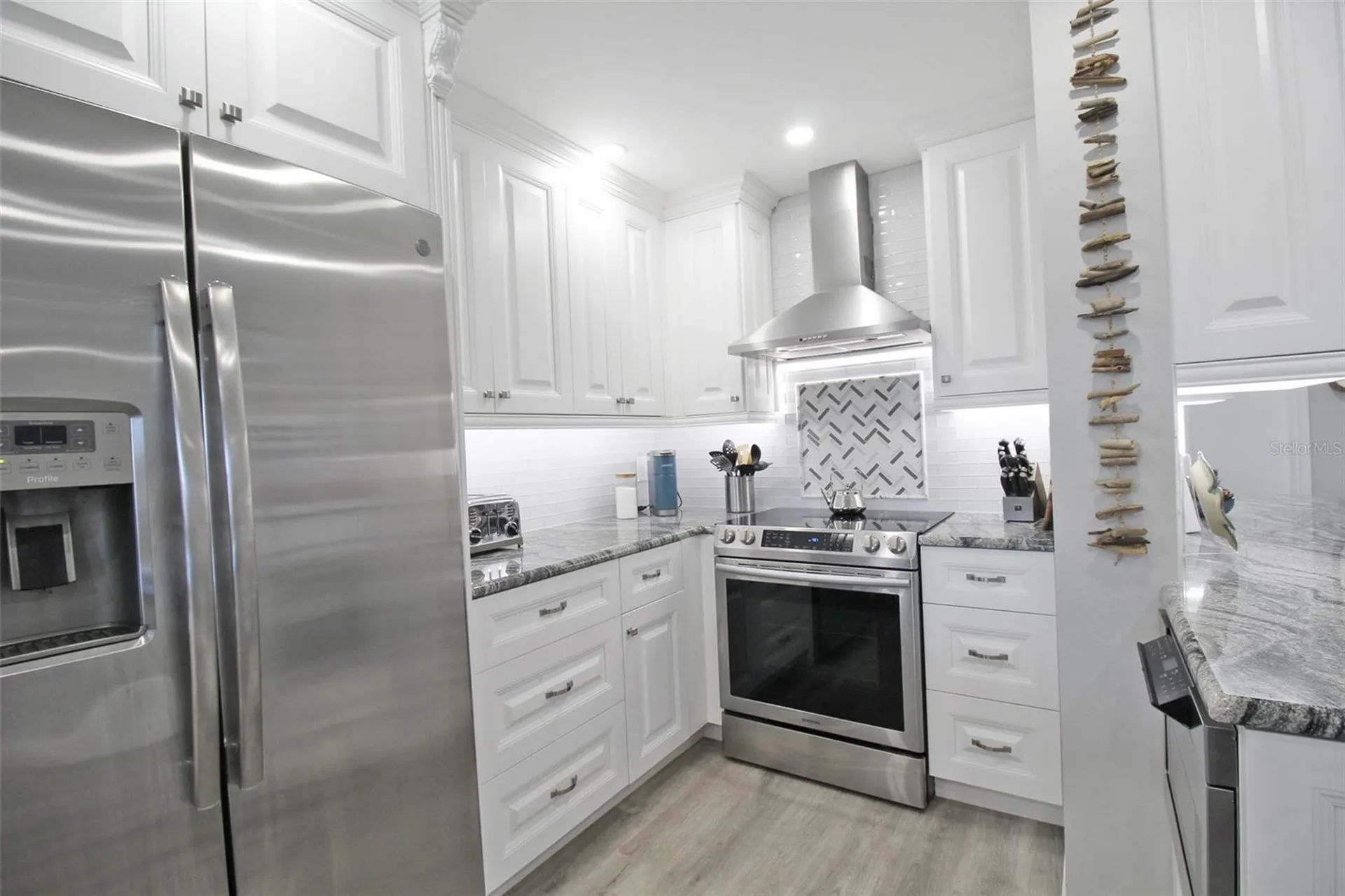 5780 Midnight Pass Road Sarasota FL 34242