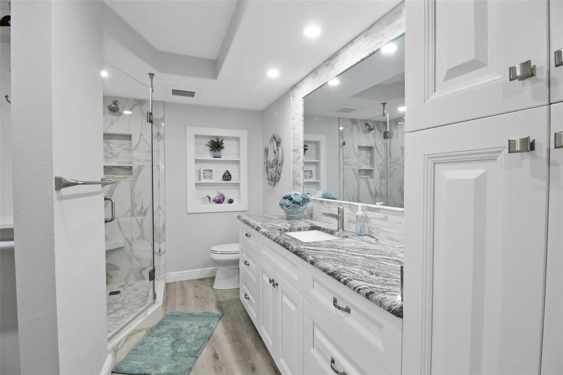 5780 Midnight Pass Road Sarasota FL 34242
