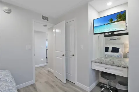 5780 Midnight Pass Road Sarasota FL 34242