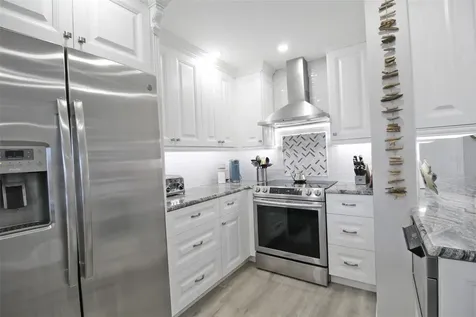 5780 Midnight Pass Road Sarasota FL 34242