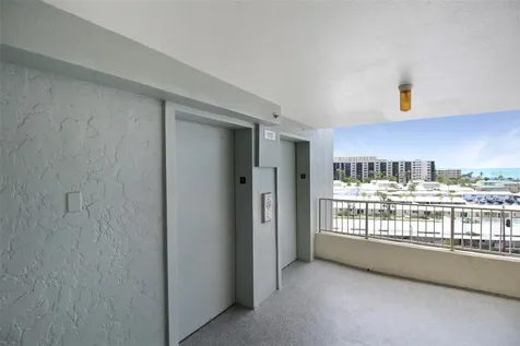 5780 Midnight Pass Road Sarasota FL 34242