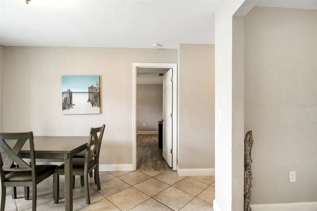 7036 13th Street E Sarasota FL 34243