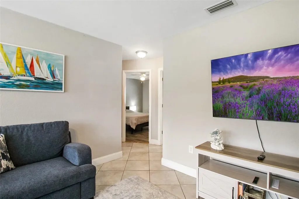 7036 13th Street E Sarasota FL 34243